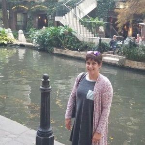 Meet your Posher, Janese